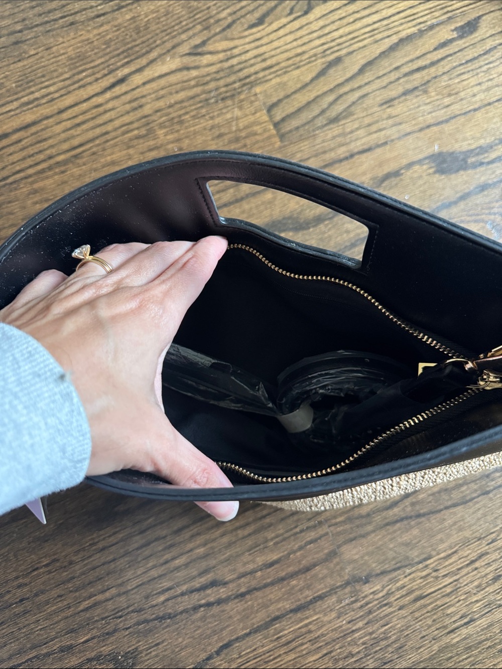 Woven Straw Clutch with Black Trim NWT - Picture 2 of 3
